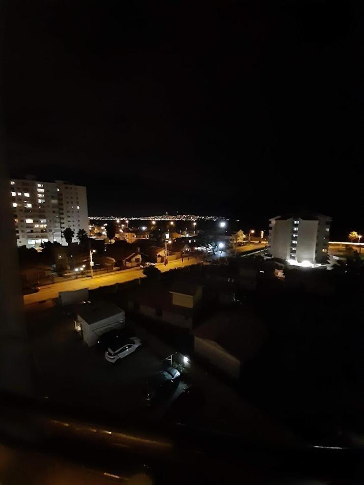 Apartamento Marina Penuelas Amplio Departamento A Pasos De La Playa La Serena